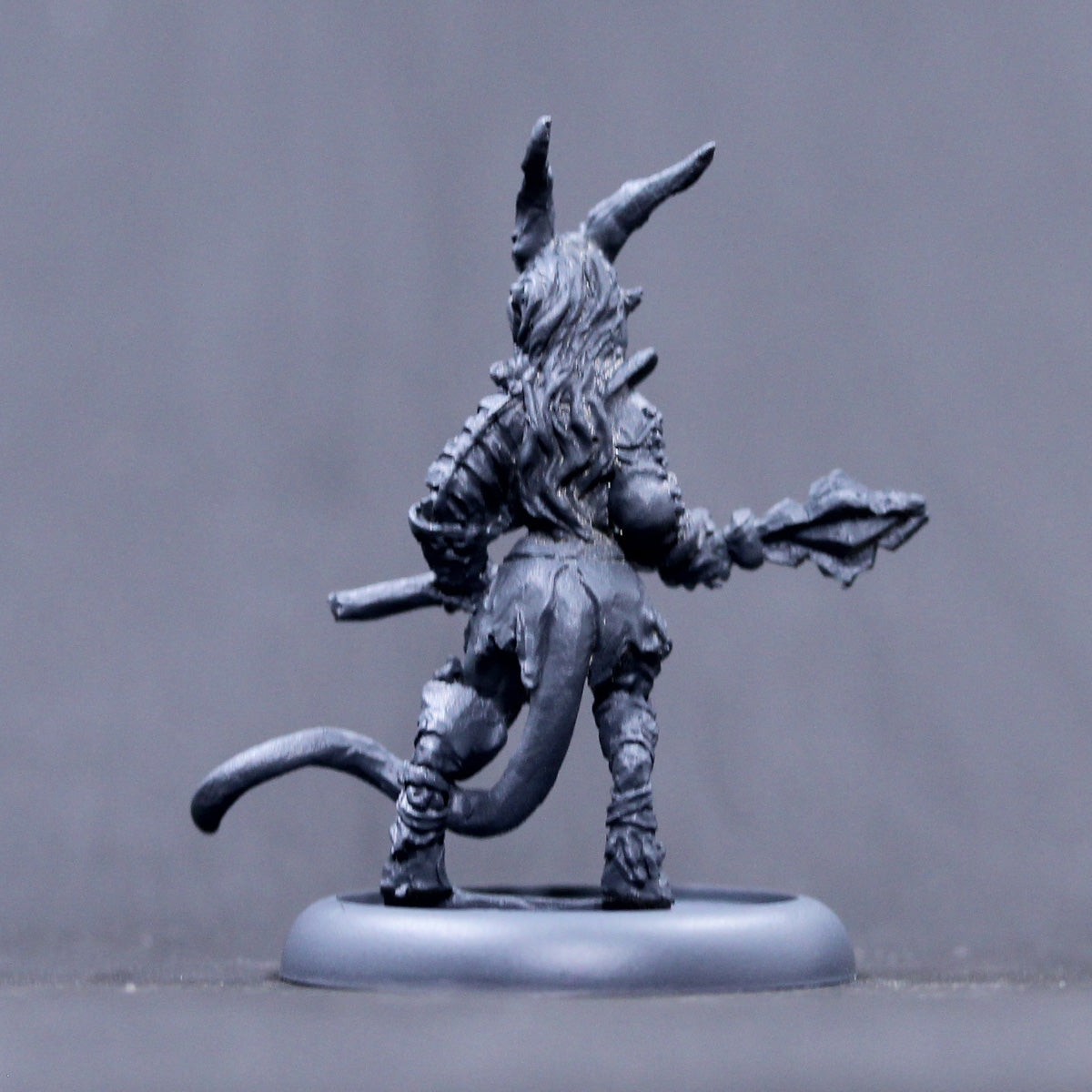 Tiefling Cleric/ paladin