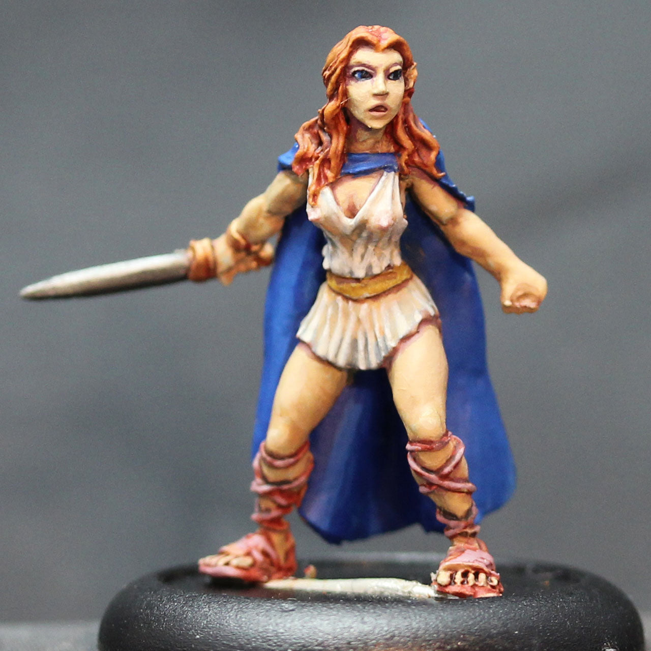 Amazon unarmored ready with sword