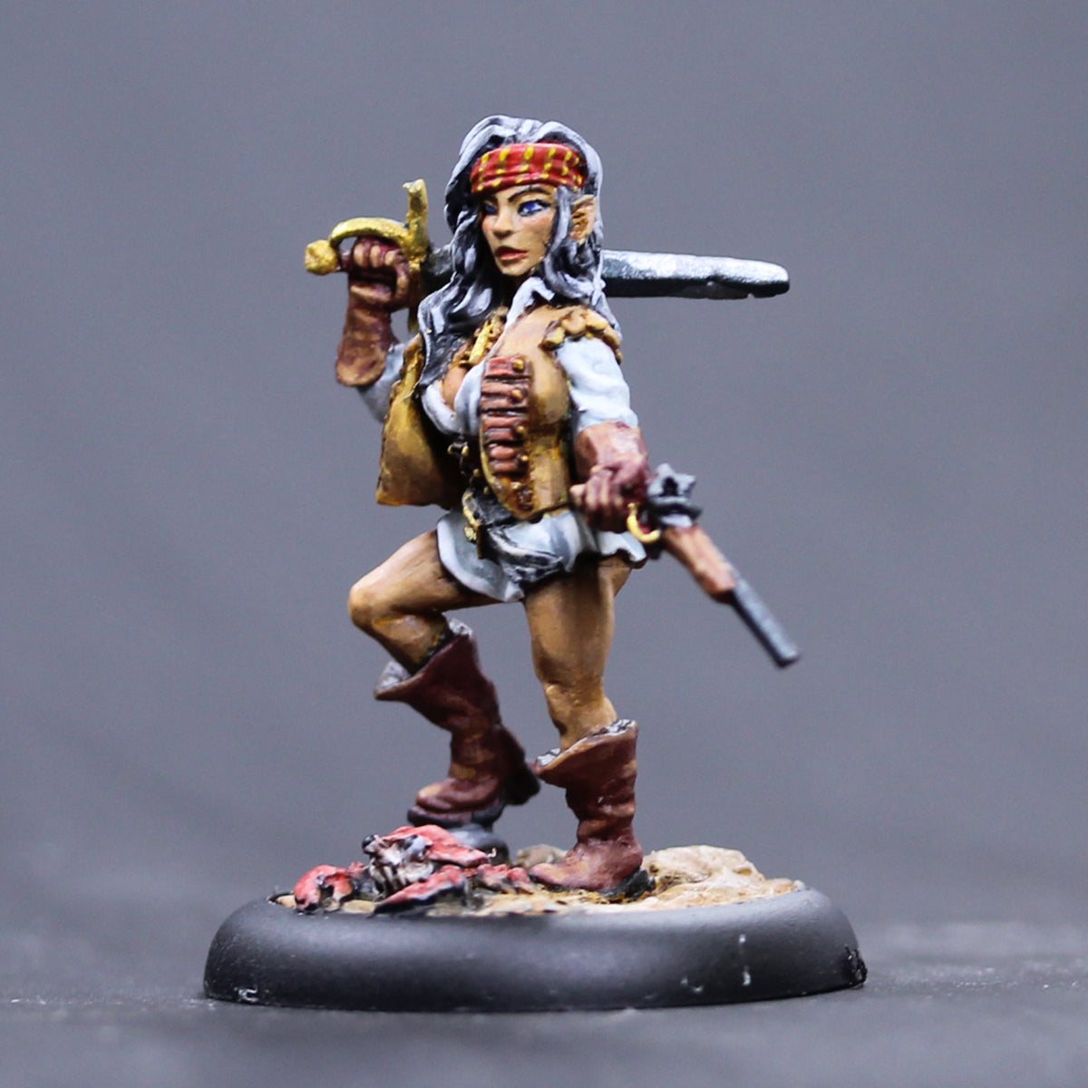 Silver Sky /Female Elf Buccaneer