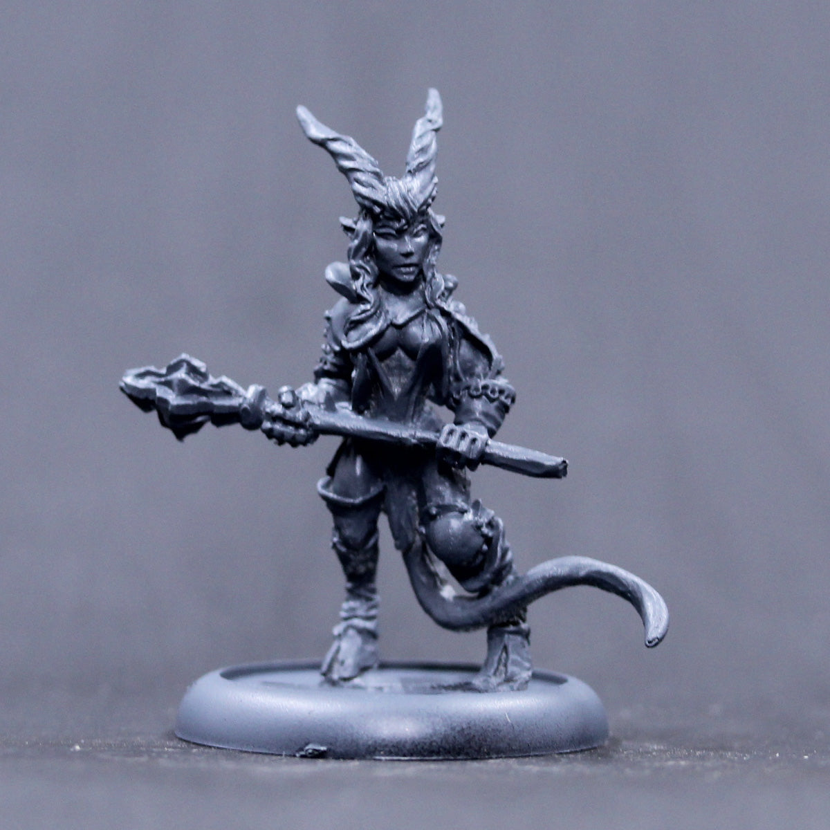Tiefling Cleric/ paladin